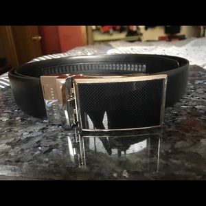 Perry Ellis Zip Black Belt